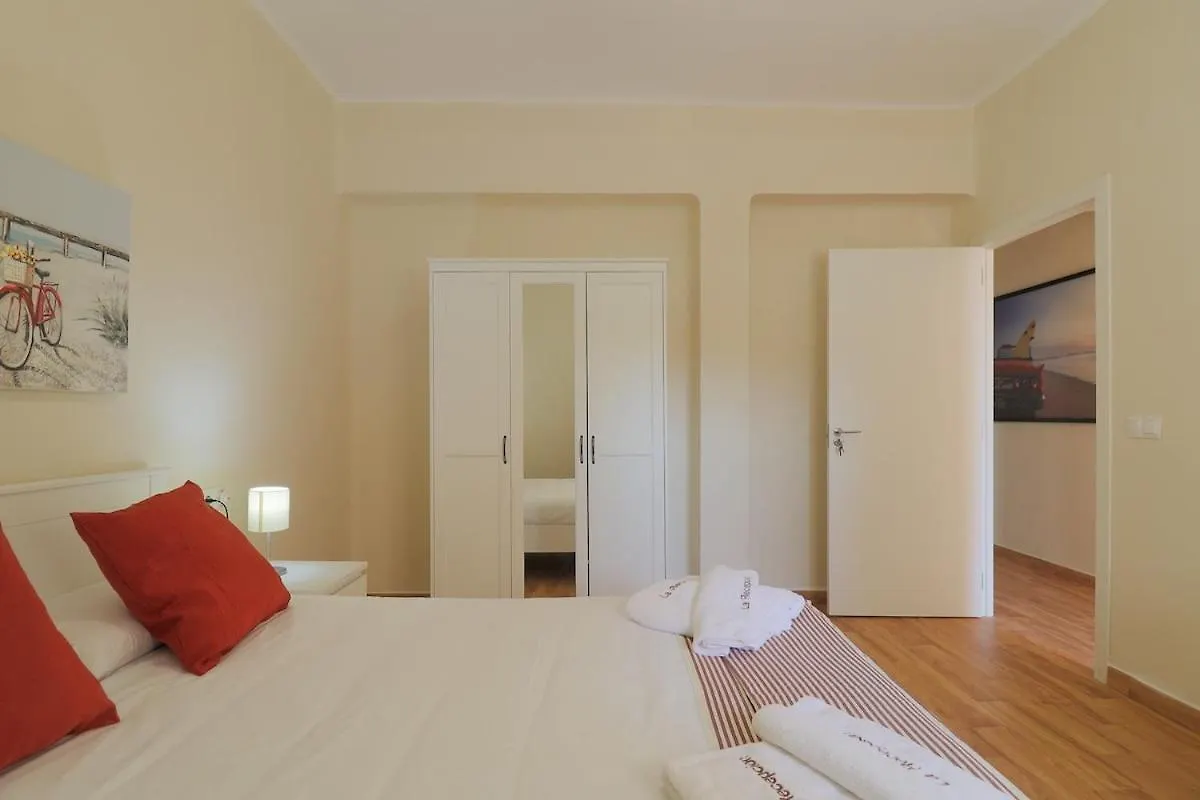 C102 - Huge And Stylish 5 Bedroom By The Center Malaga Apartment