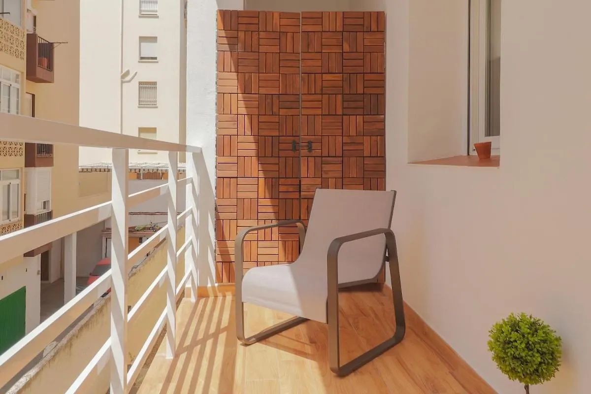 Apartment C102 - Huge And Stylish 5 Bedroom By The Center Malaga Spain